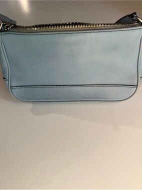 Vintage Y2K Coach Hampton Demi Pouch Shoulder Bag (Style #7785).